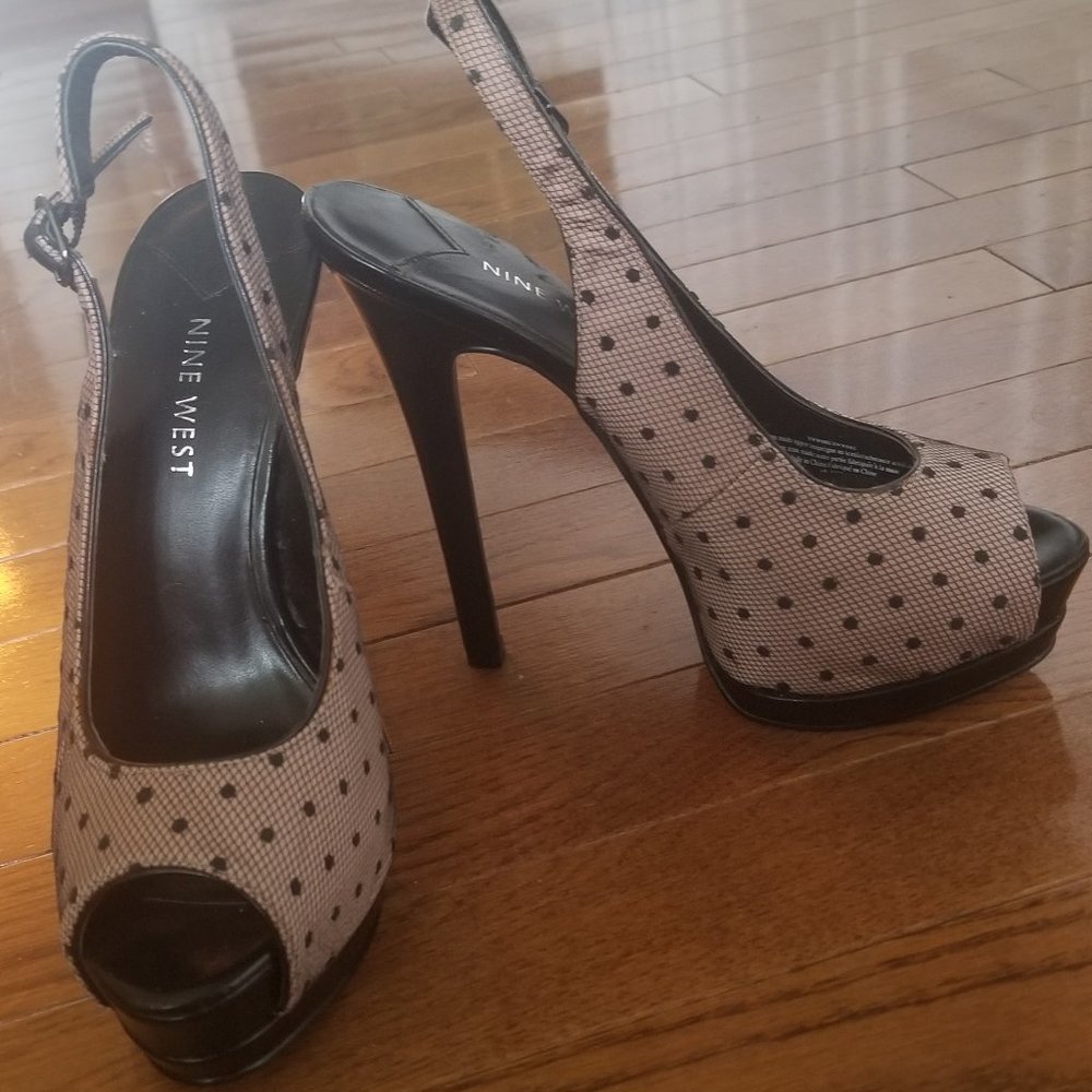 NWOT Nine West Polka Dot Stilettos
